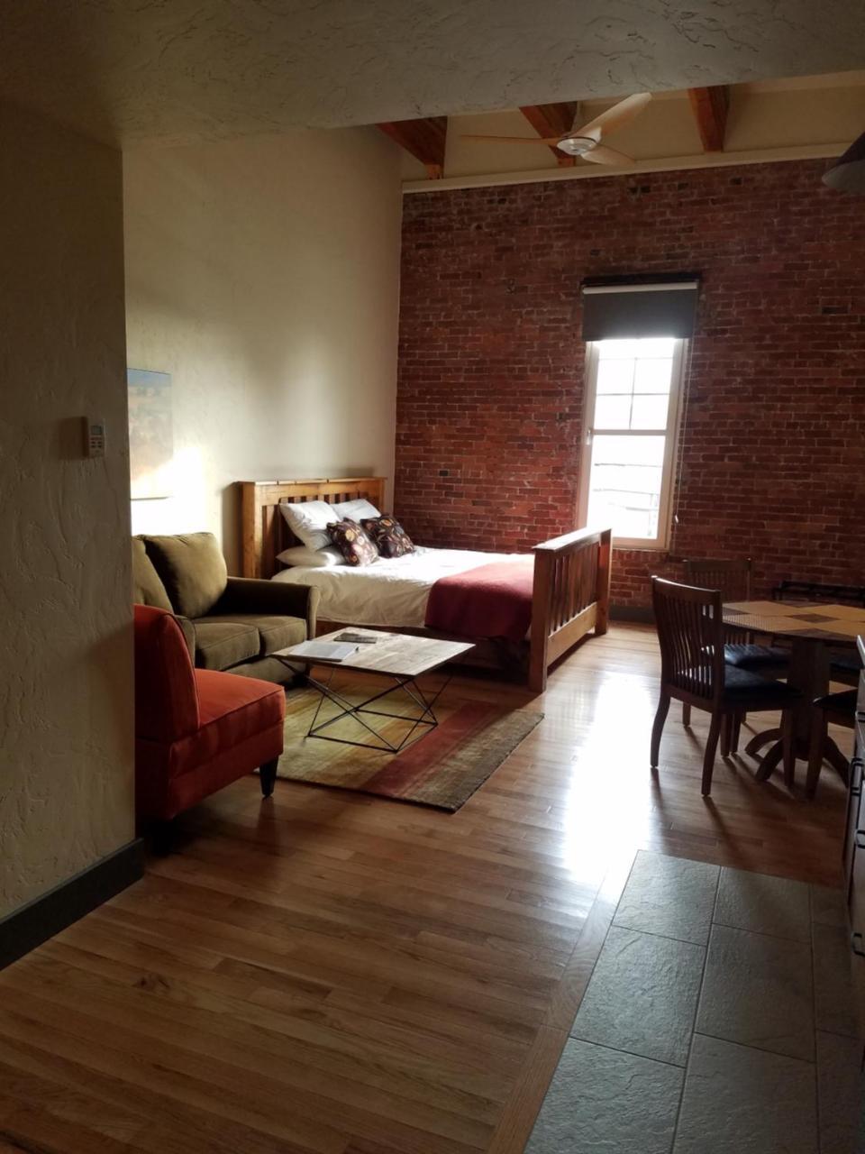 Amity Flats Otel Dış mekan fotoğraf